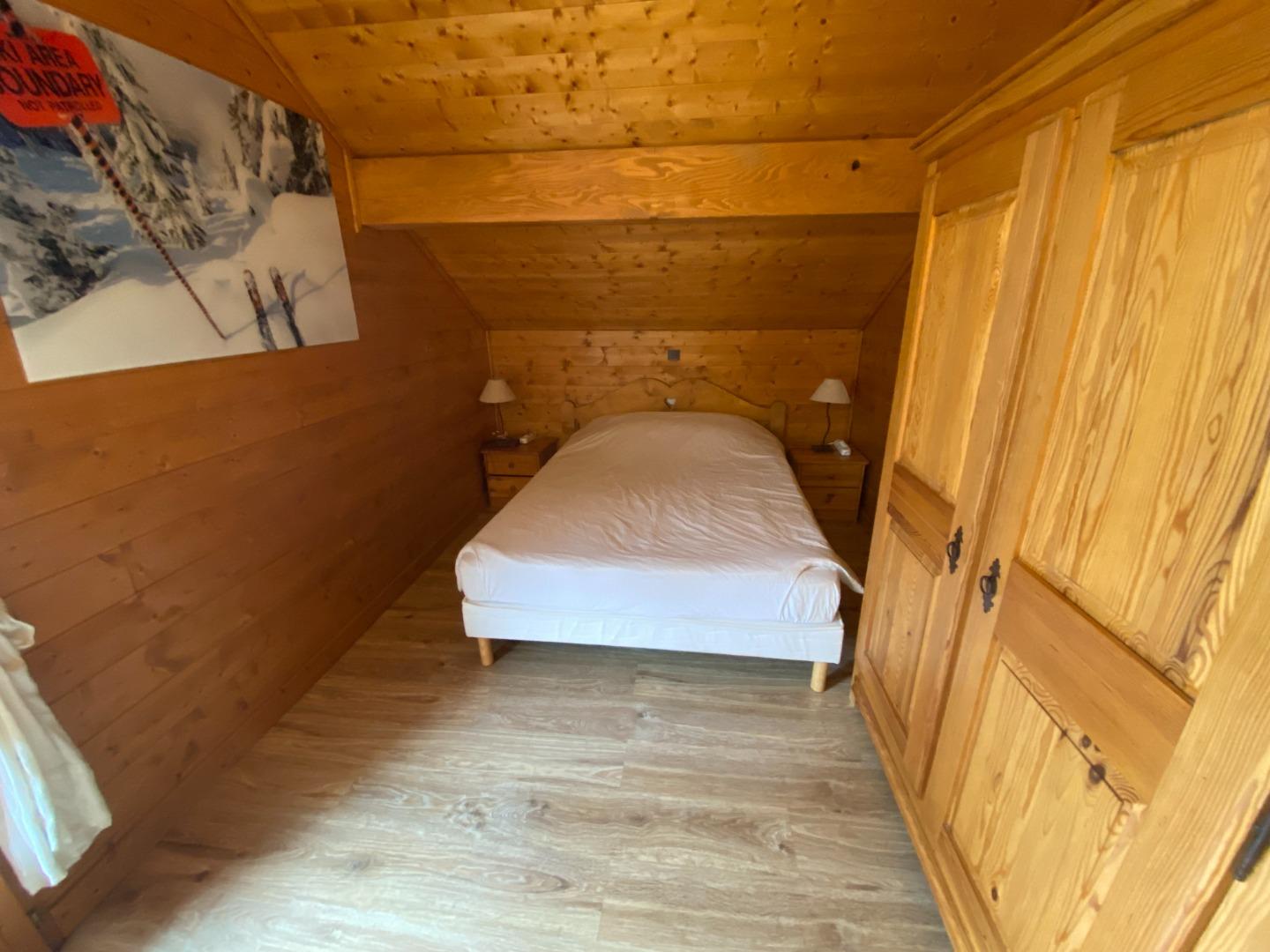 Chambre 3 (1 lit double) en R+1