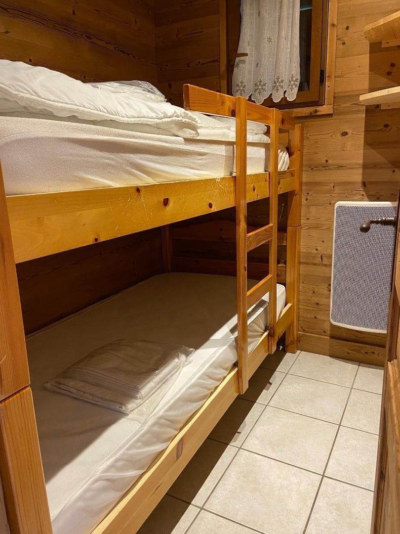 La chambre 2 (2 lits superposés)